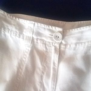 Puredkny White Linen Cropped Pants - image 1